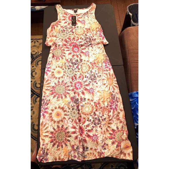 Women's Medium Sleeveless Printed Overlay Long Maxi Dress - Picture 4 of 10